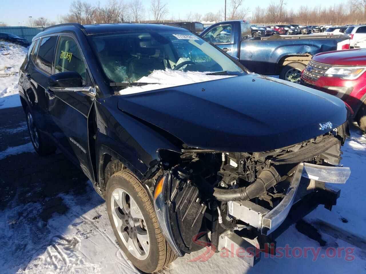 3C4NJDCB3KT843221 2019 JEEP COMPASS