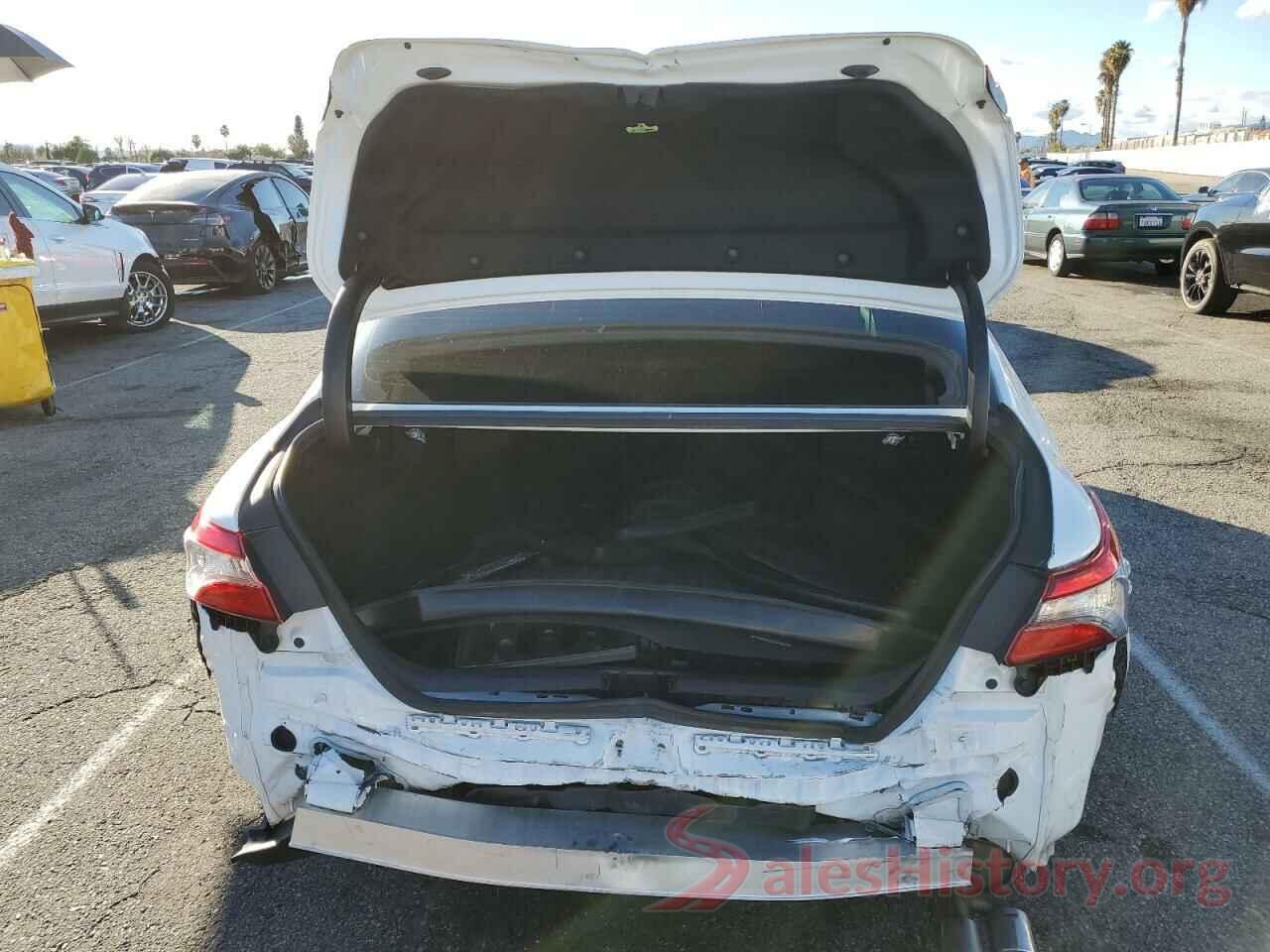 4T1B11HK6KU273940 2019 TOYOTA CAMRY