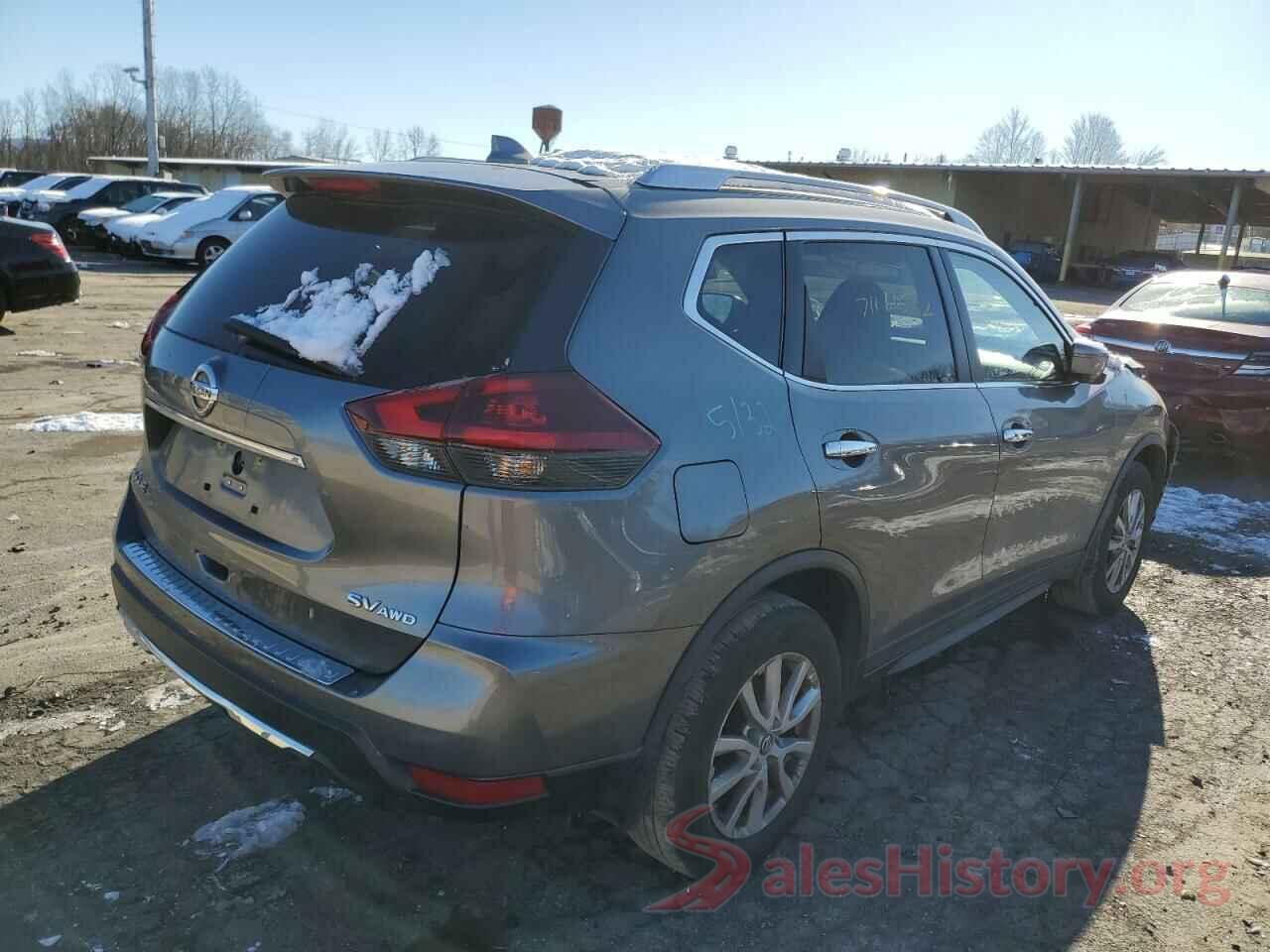 KNMAT2MV0JP610485 2018 NISSAN ROGUE