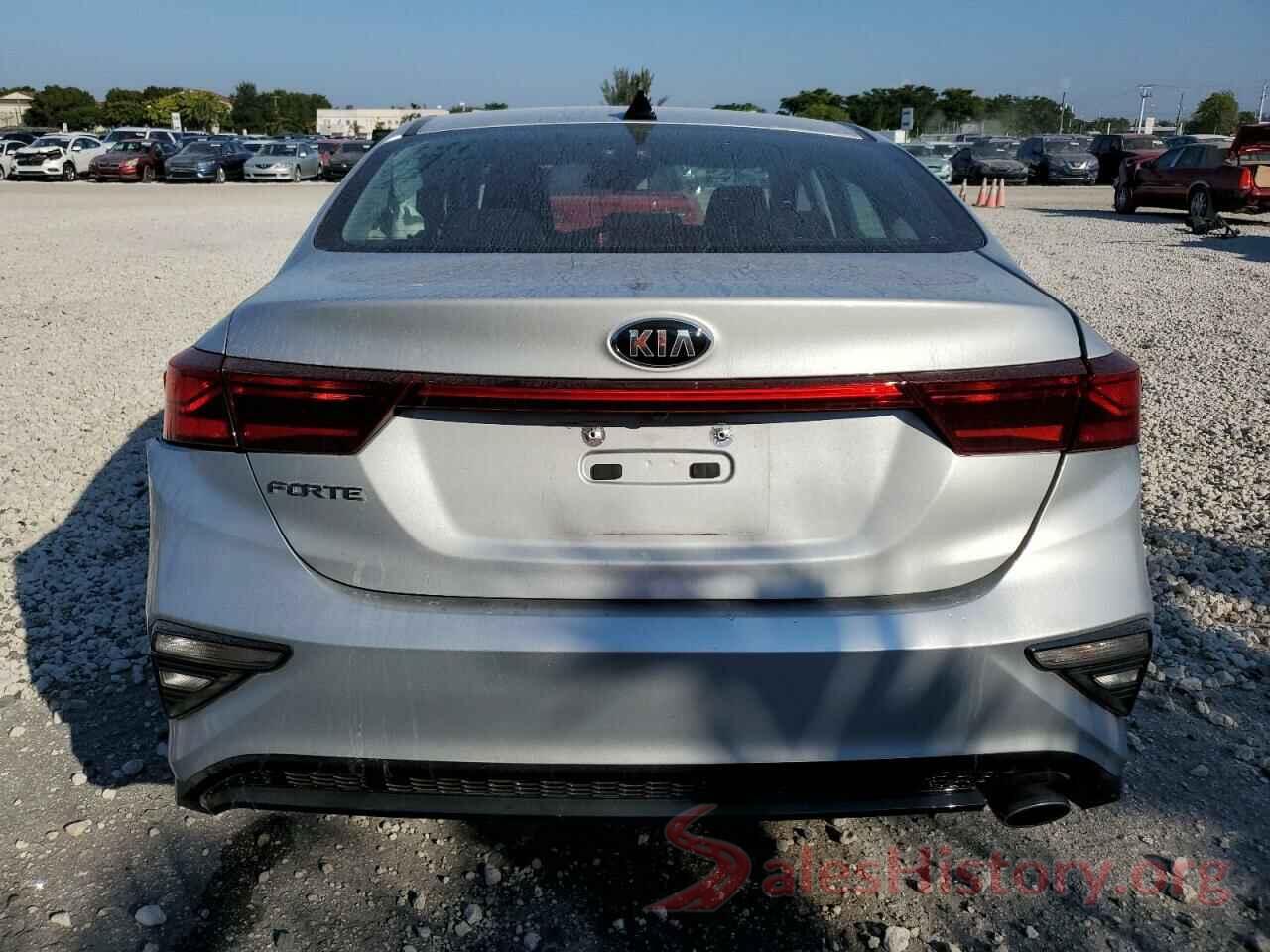 3KPF24AD8KE045629 2019 KIA FORTE