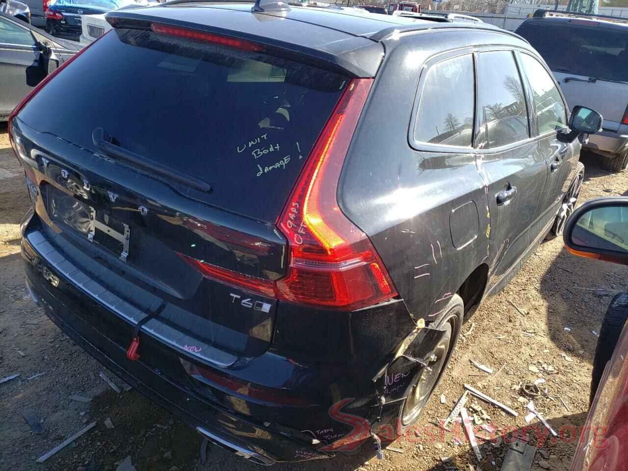 YV4A22RM0M1881828 2021 VOLVO XC60