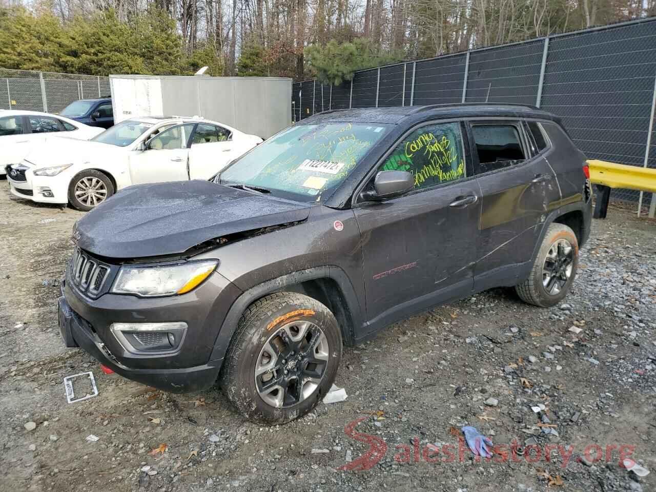 3C4NJDDB9JT116212 2018 JEEP COMPASS