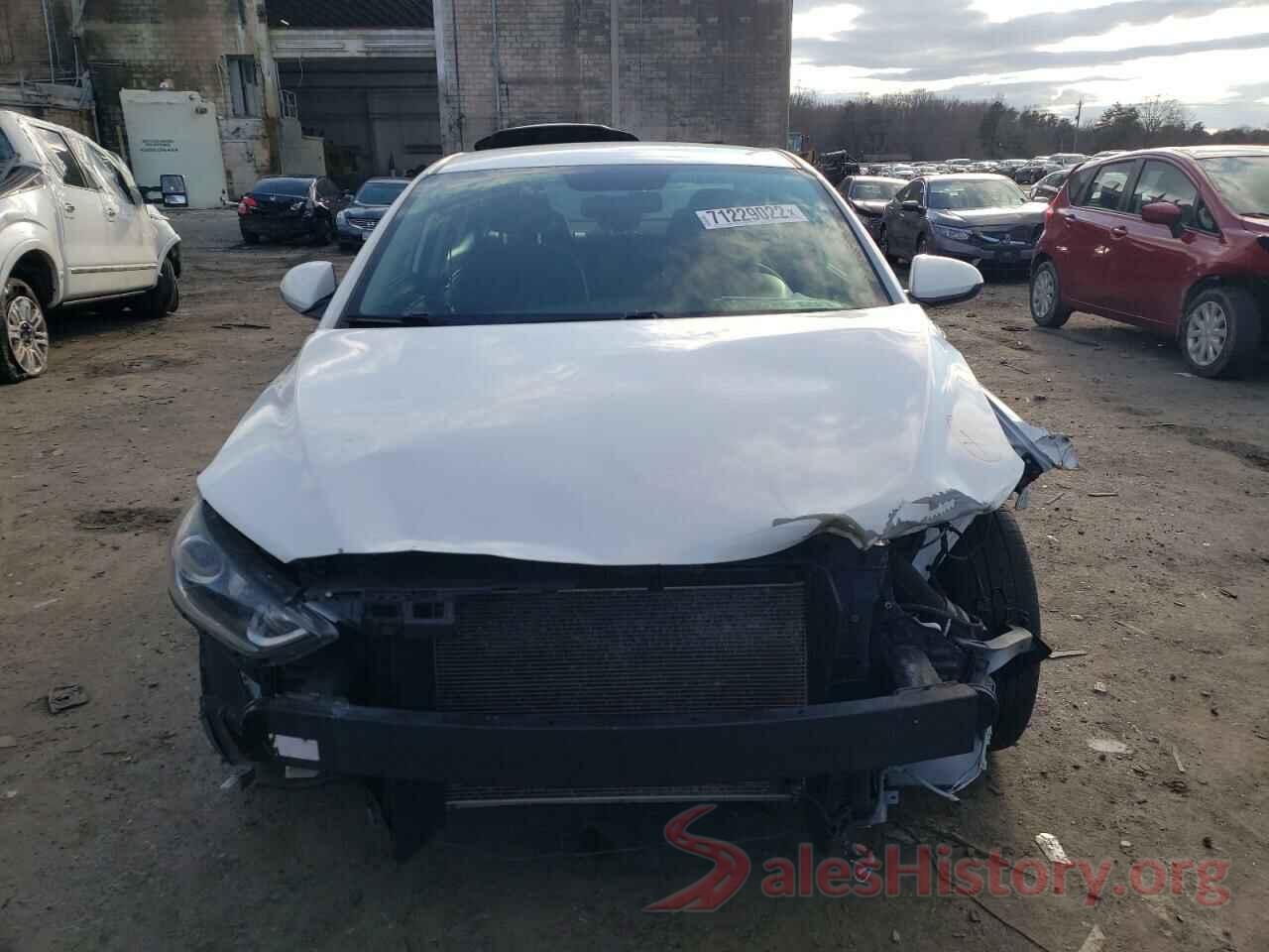 5NPD74LF4JH328997 2018 HYUNDAI ELANTRA