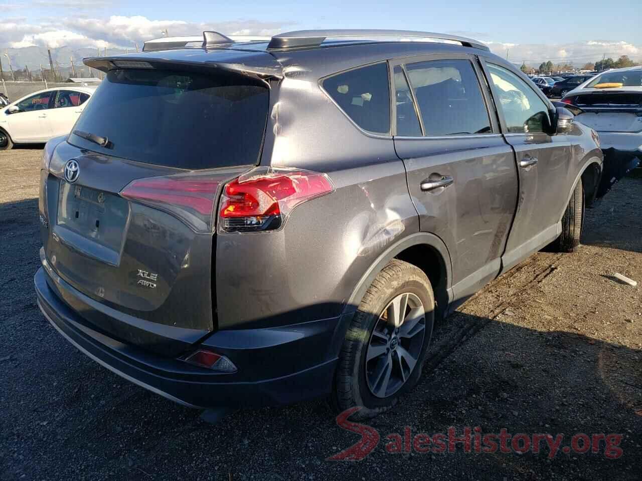 JTMRFREV9HJ708574 2017 TOYOTA RAV4