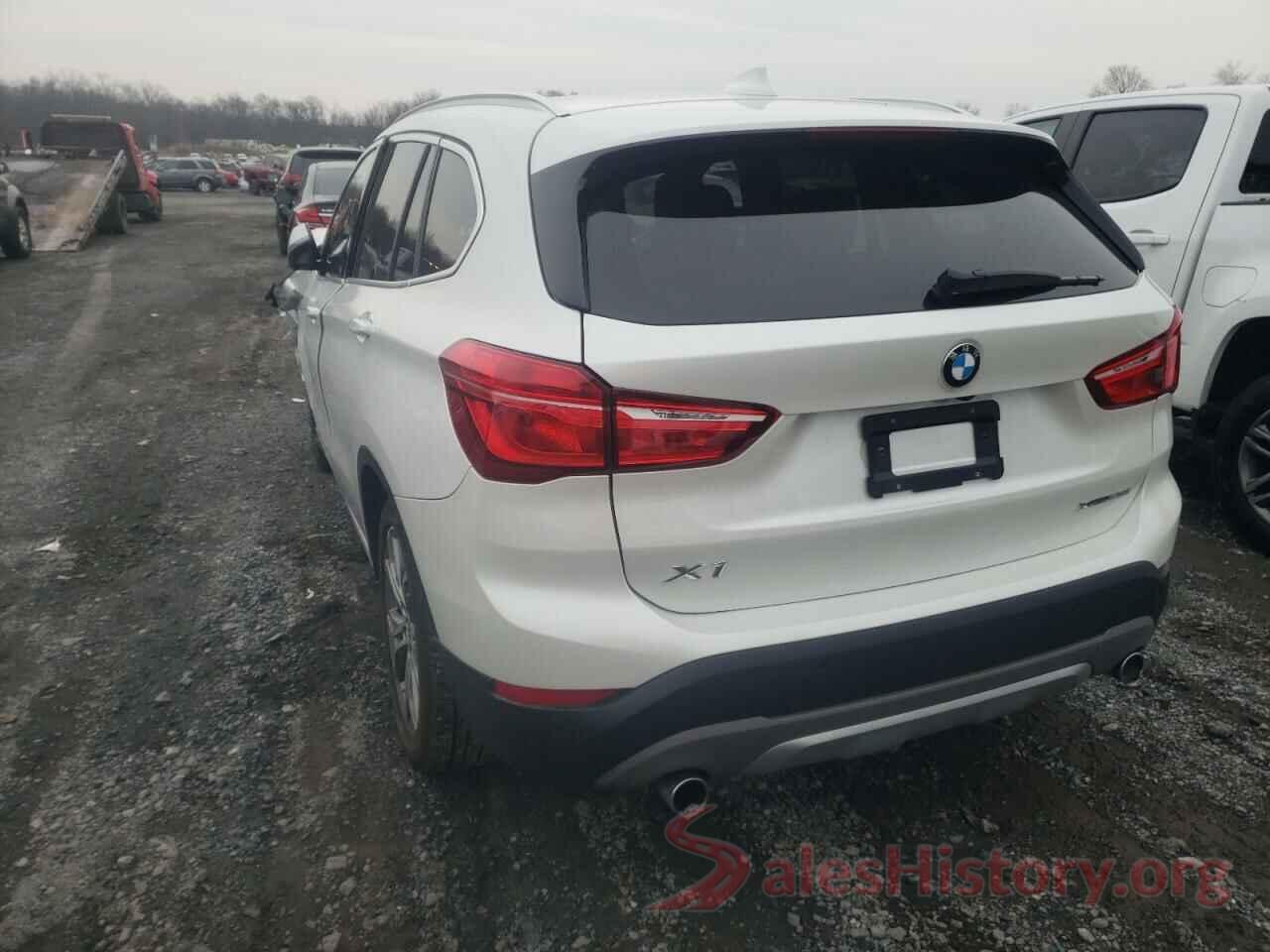 WBXHT3C33J3H32775 2018 BMW X1