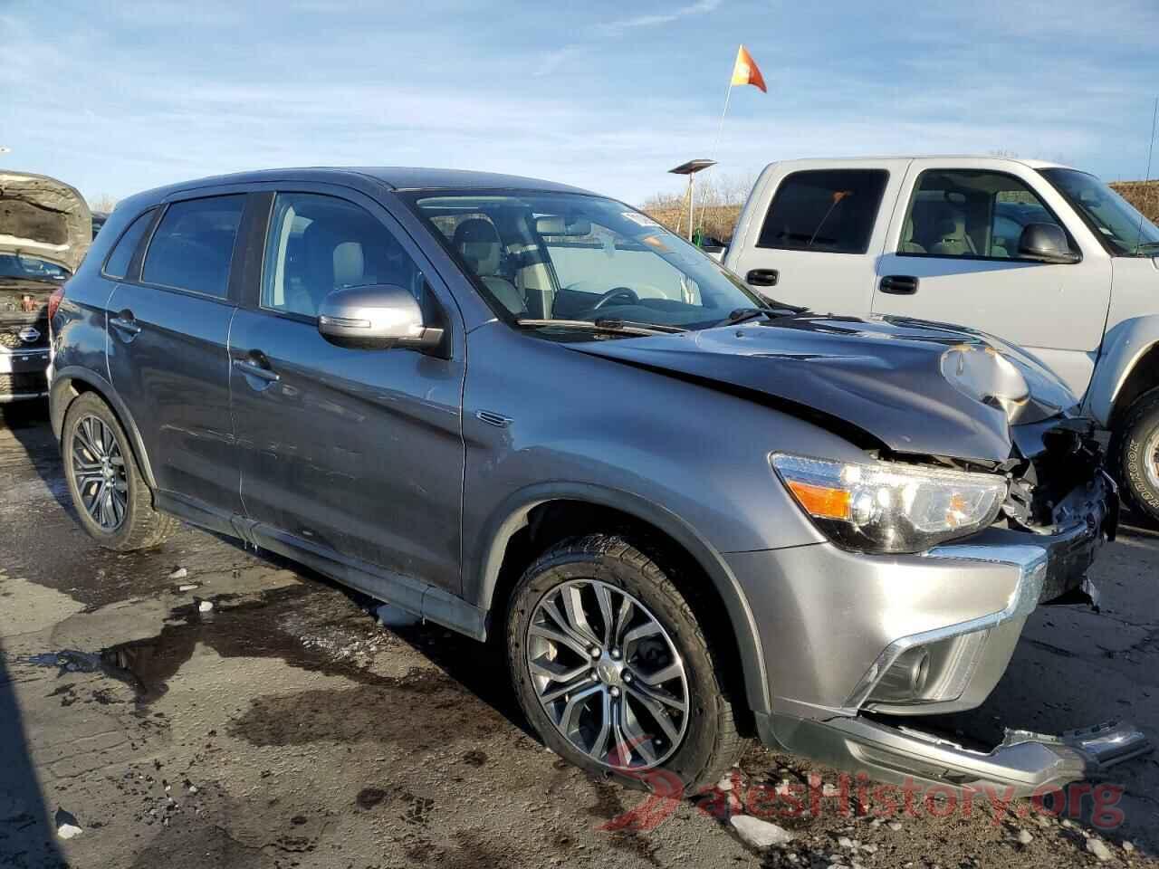 JA4AR3AW3JU014400 2018 MITSUBISHI OUTLANDER