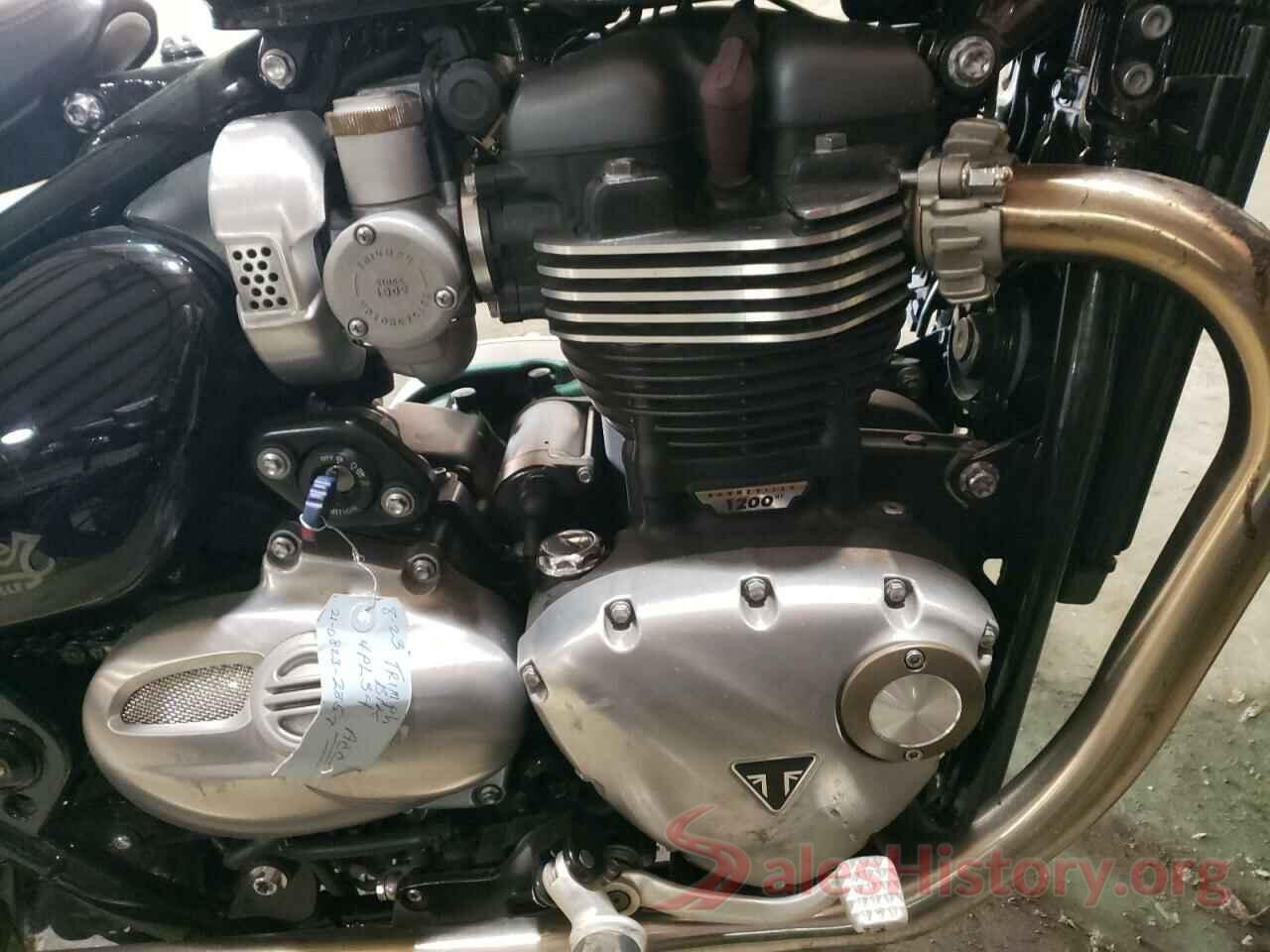 SMTD42HL4JT864129 2018 TRIUMPH CAR BONNEVILLE