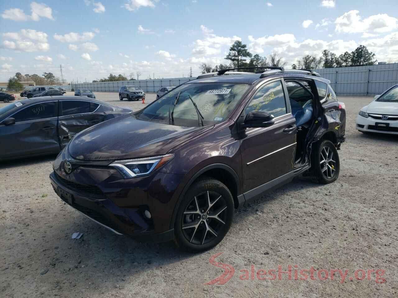 2T3NFREV7JW470357 2018 TOYOTA RAV4