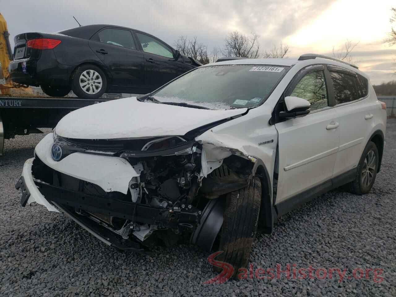 JTMRJREV2HD151276 2017 TOYOTA RAV4