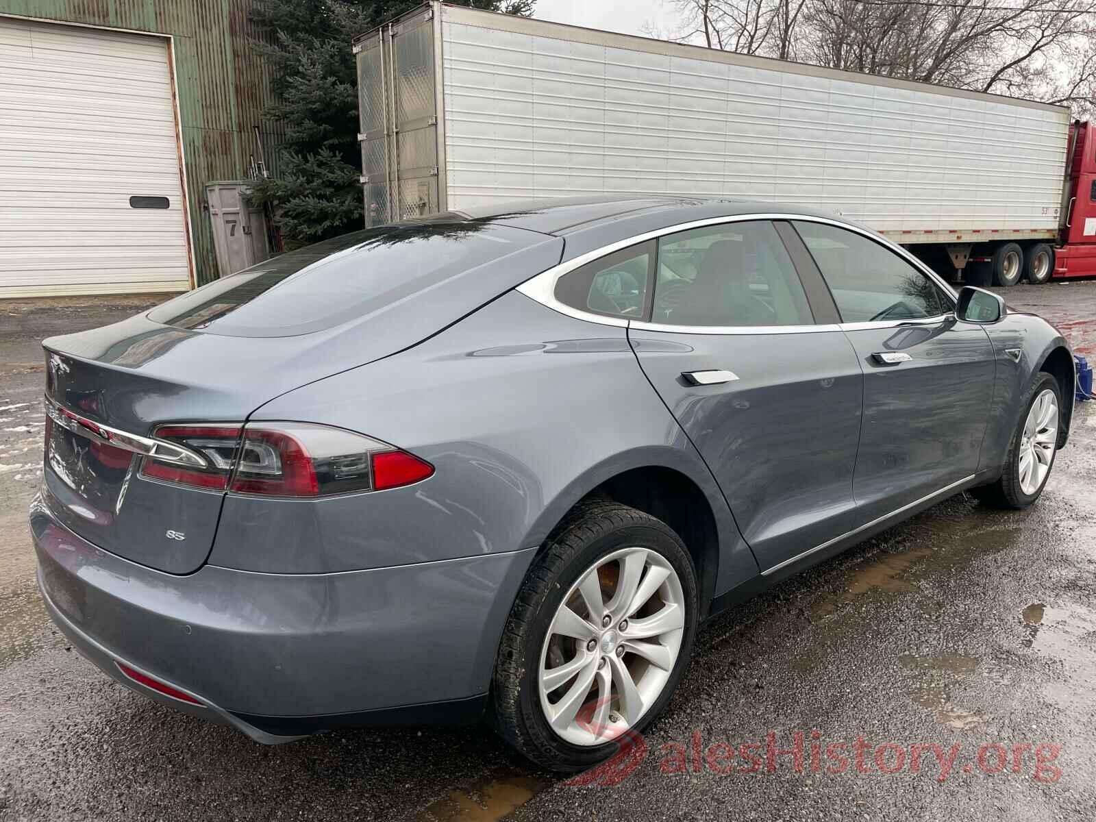 5YJSA1H10EFP39371 2014 TESLA MODEL S