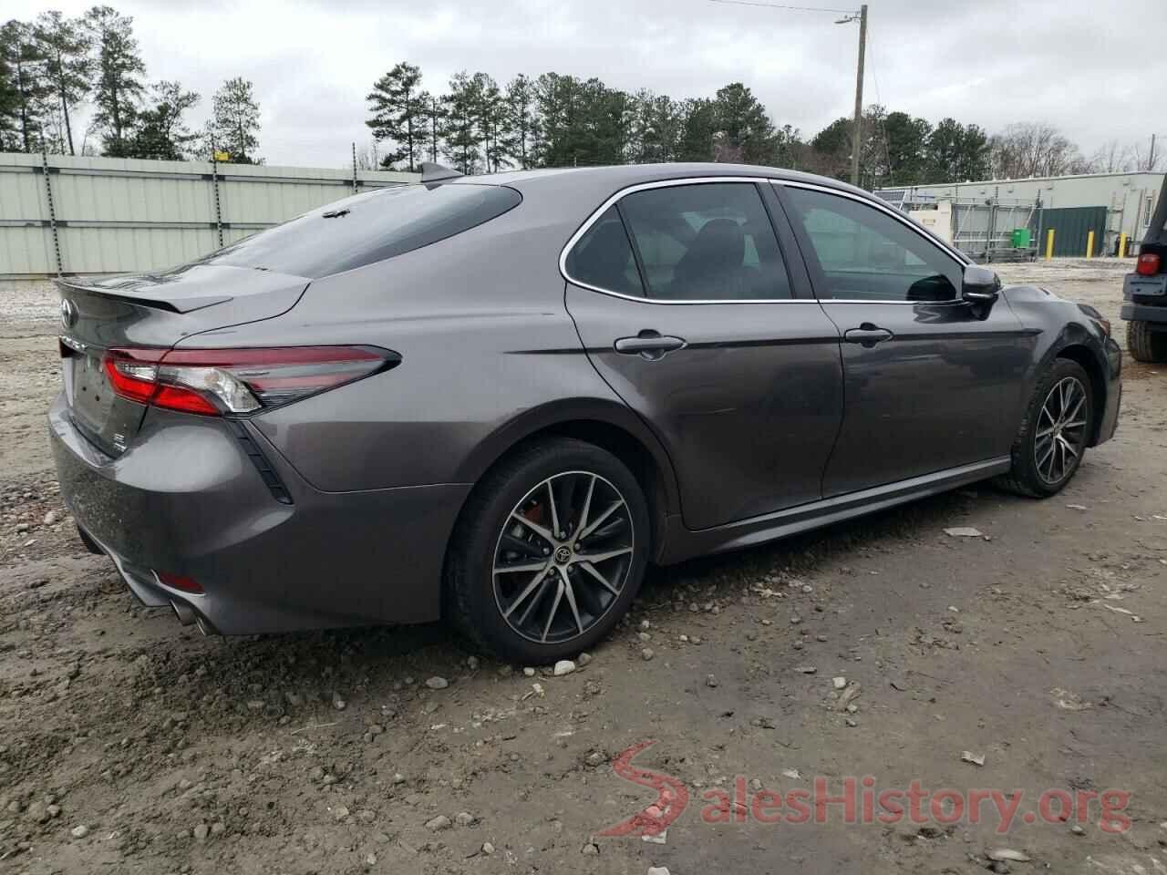 4T1G11BKXNU051792 2022 TOYOTA CAMRY