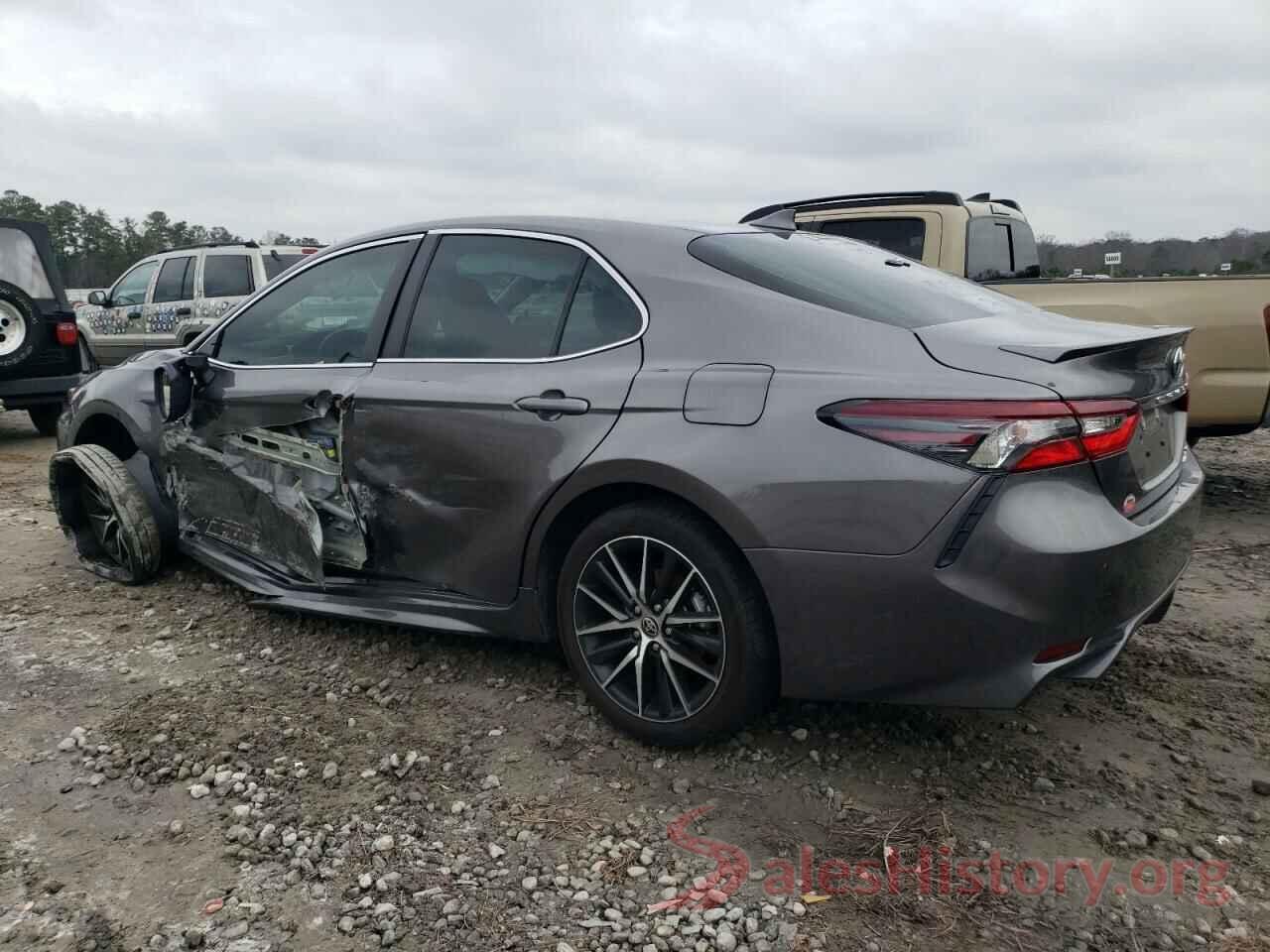 4T1G11BKXNU051792 2022 TOYOTA CAMRY