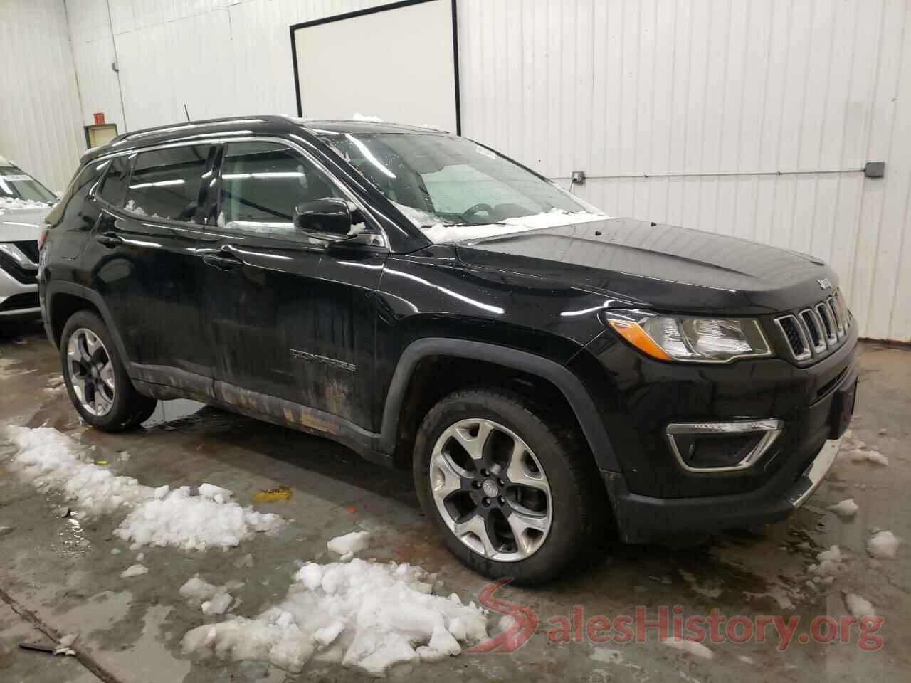 3C4NJDCB7JT259290 2018 JEEP COMPASS