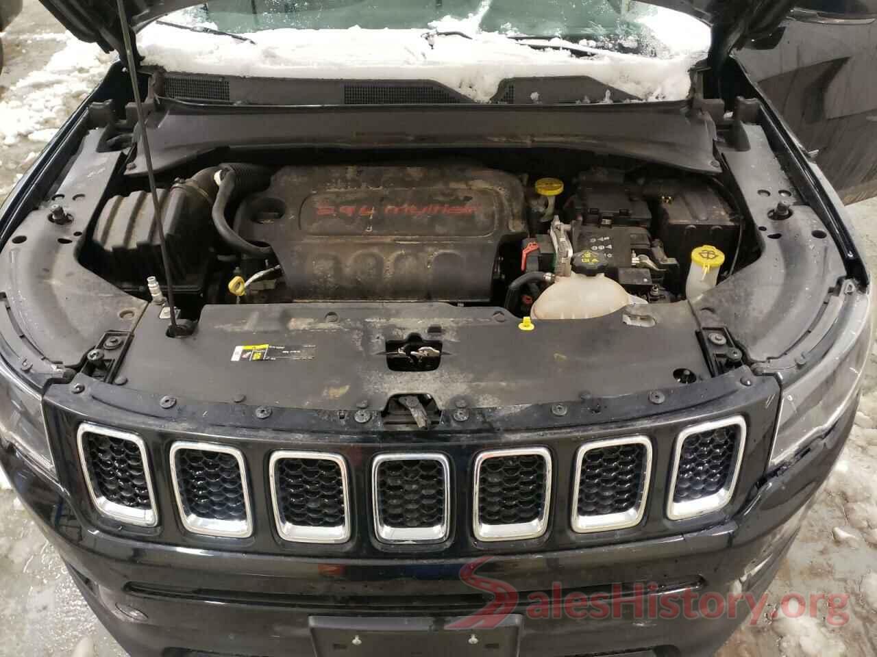 3C4NJDCB7JT259290 2018 JEEP COMPASS