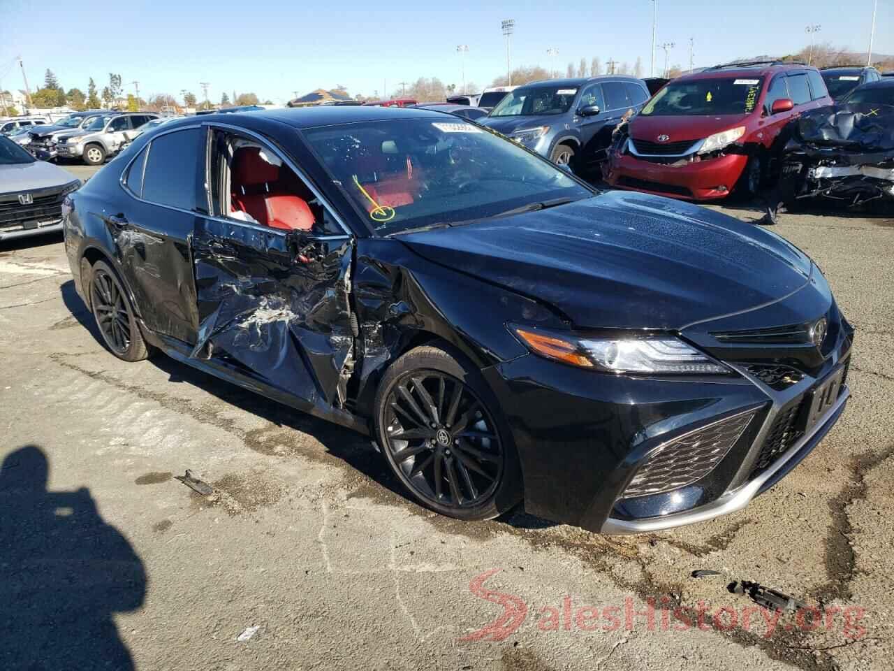 4T1K61AK8MU445786 2021 TOYOTA CAMRY