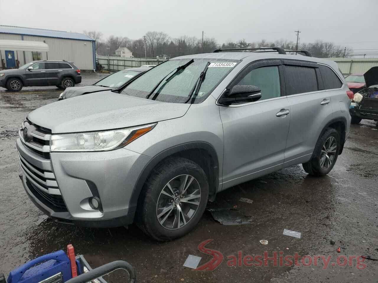 5TDBZRFH3JS868668 2018 TOYOTA HIGHLANDER