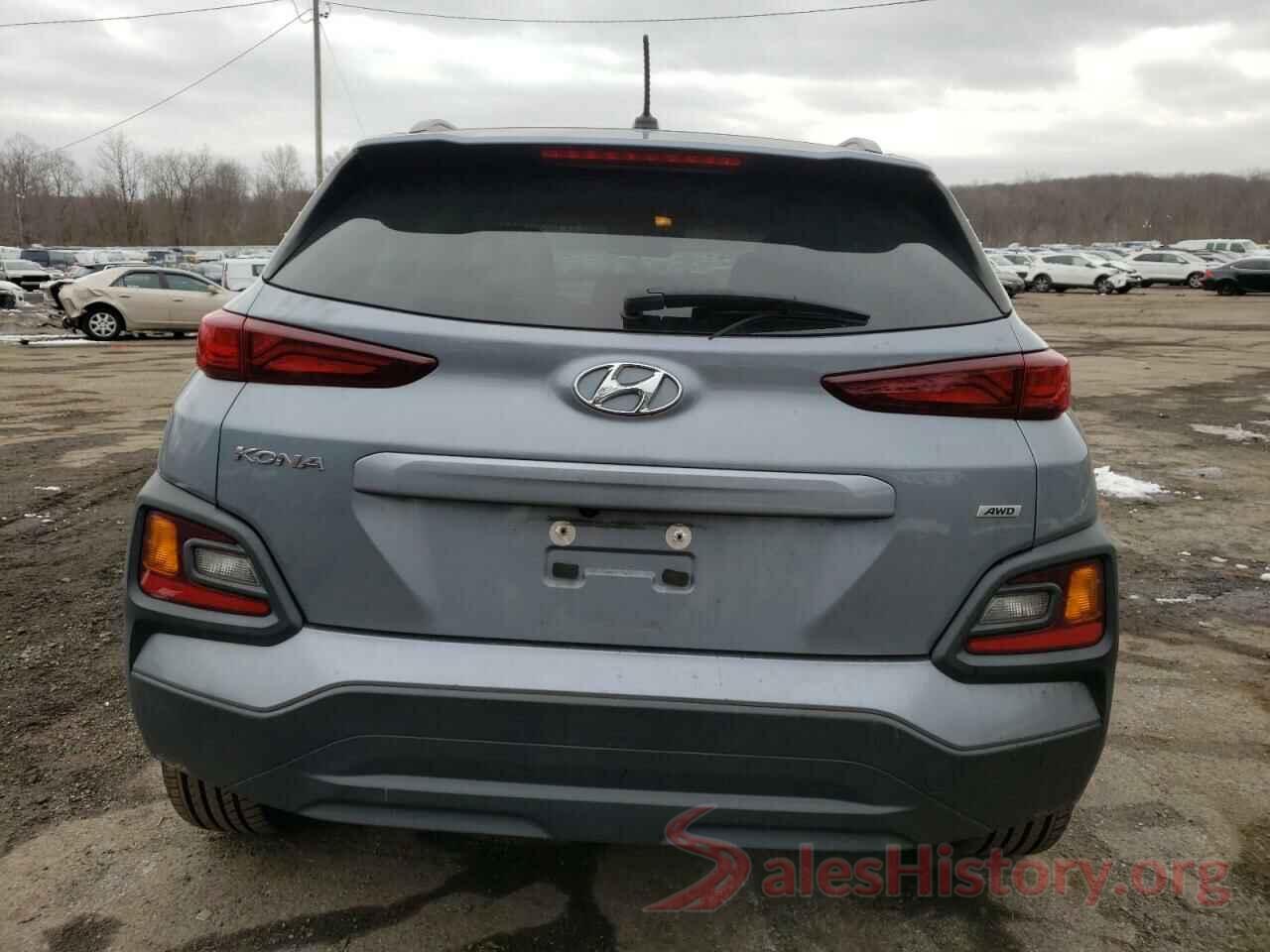 KM8K2CAA8JU147717 2018 HYUNDAI KONA