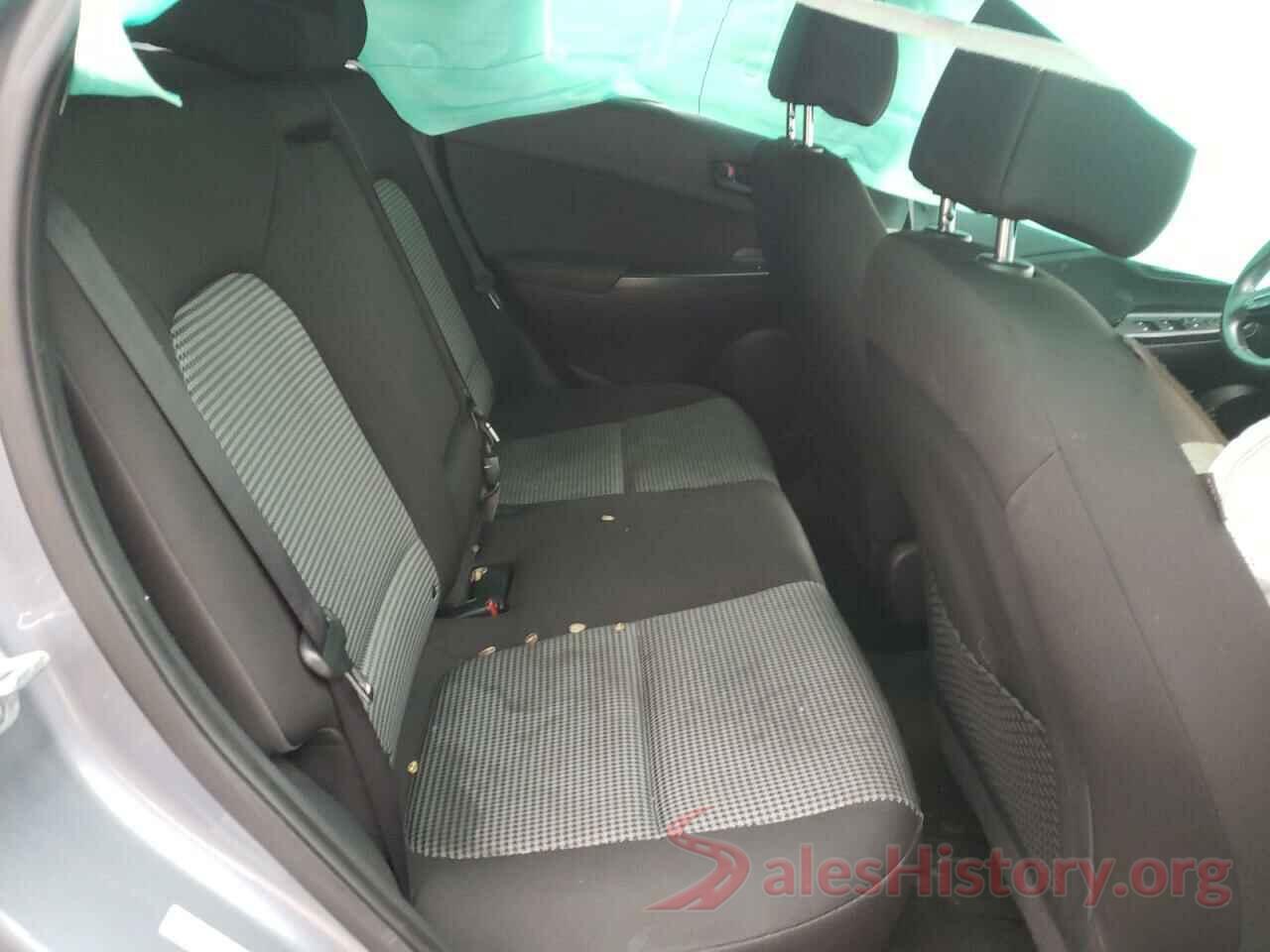 KM8K2CAA8JU147717 2018 HYUNDAI KONA