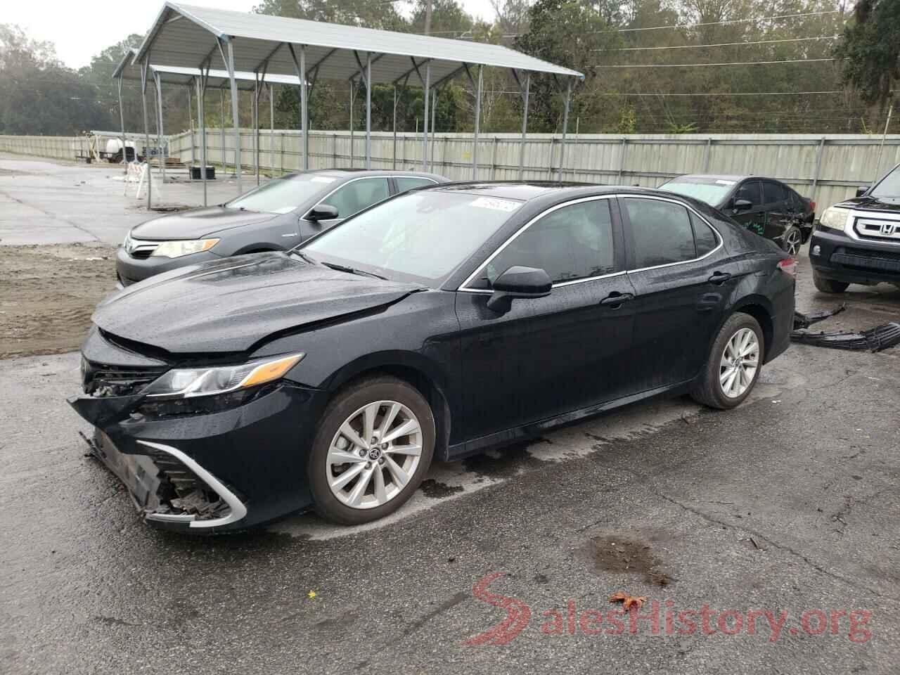 4T1C11AK1MU545599 2021 TOYOTA CAMRY