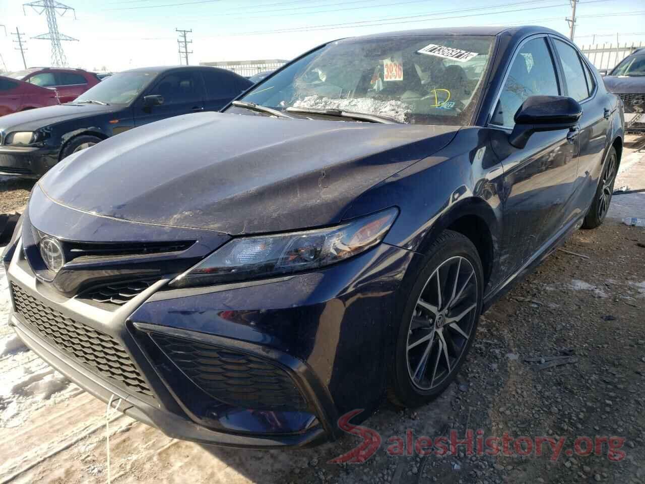 4T1G11AK3MU464377 2021 TOYOTA CAMRY