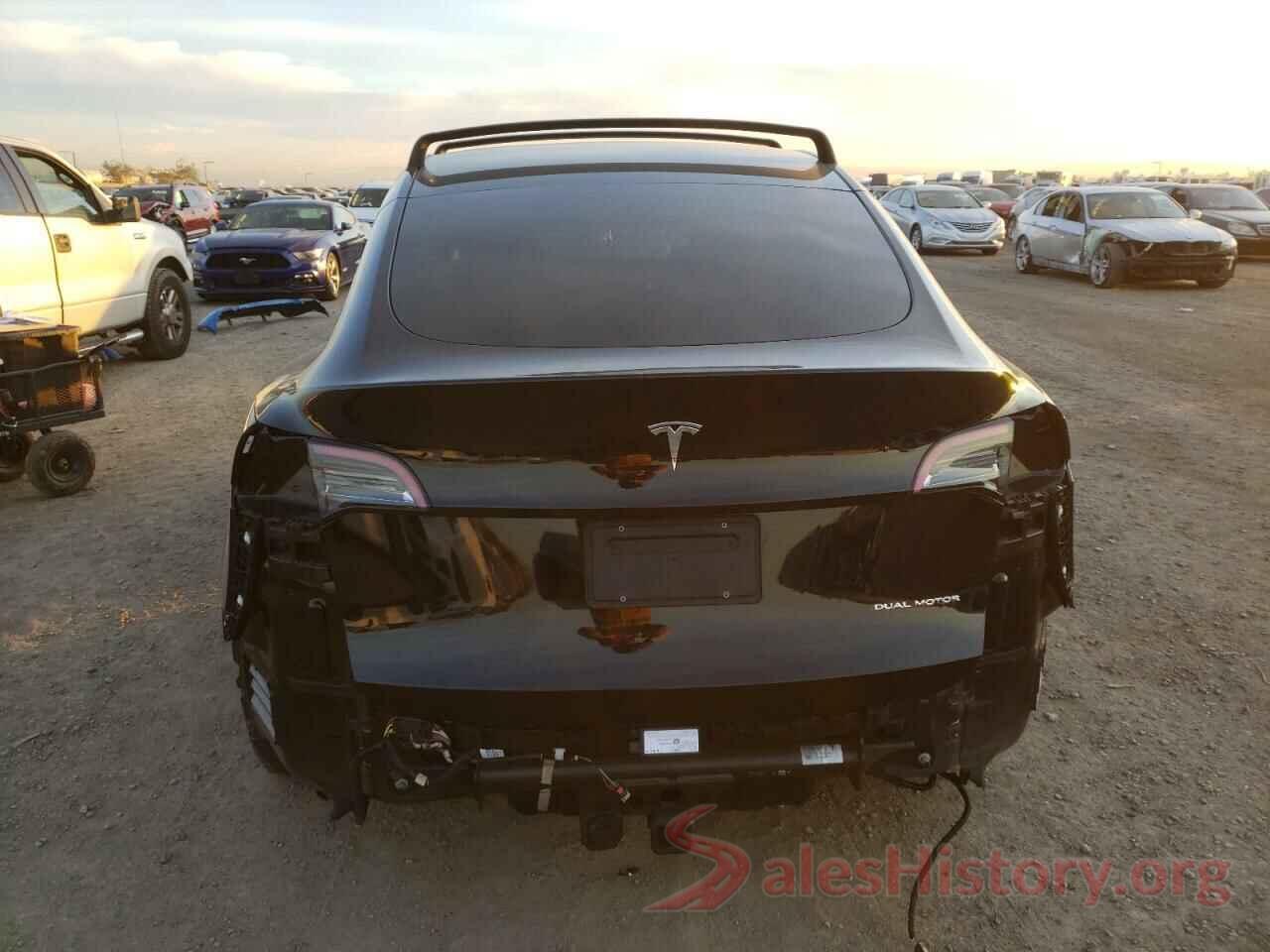 5YJYGAEE4MF270185 2021 TESLA MODEL Y