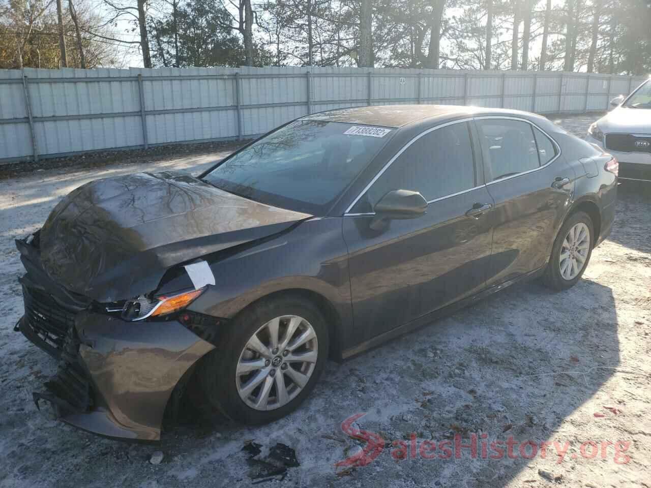 4T1B11HK9JU630834 2018 TOYOTA CAMRY