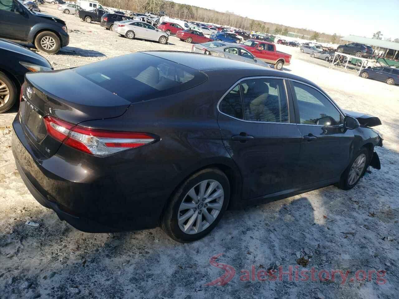 4T1B11HK9JU630834 2018 TOYOTA CAMRY