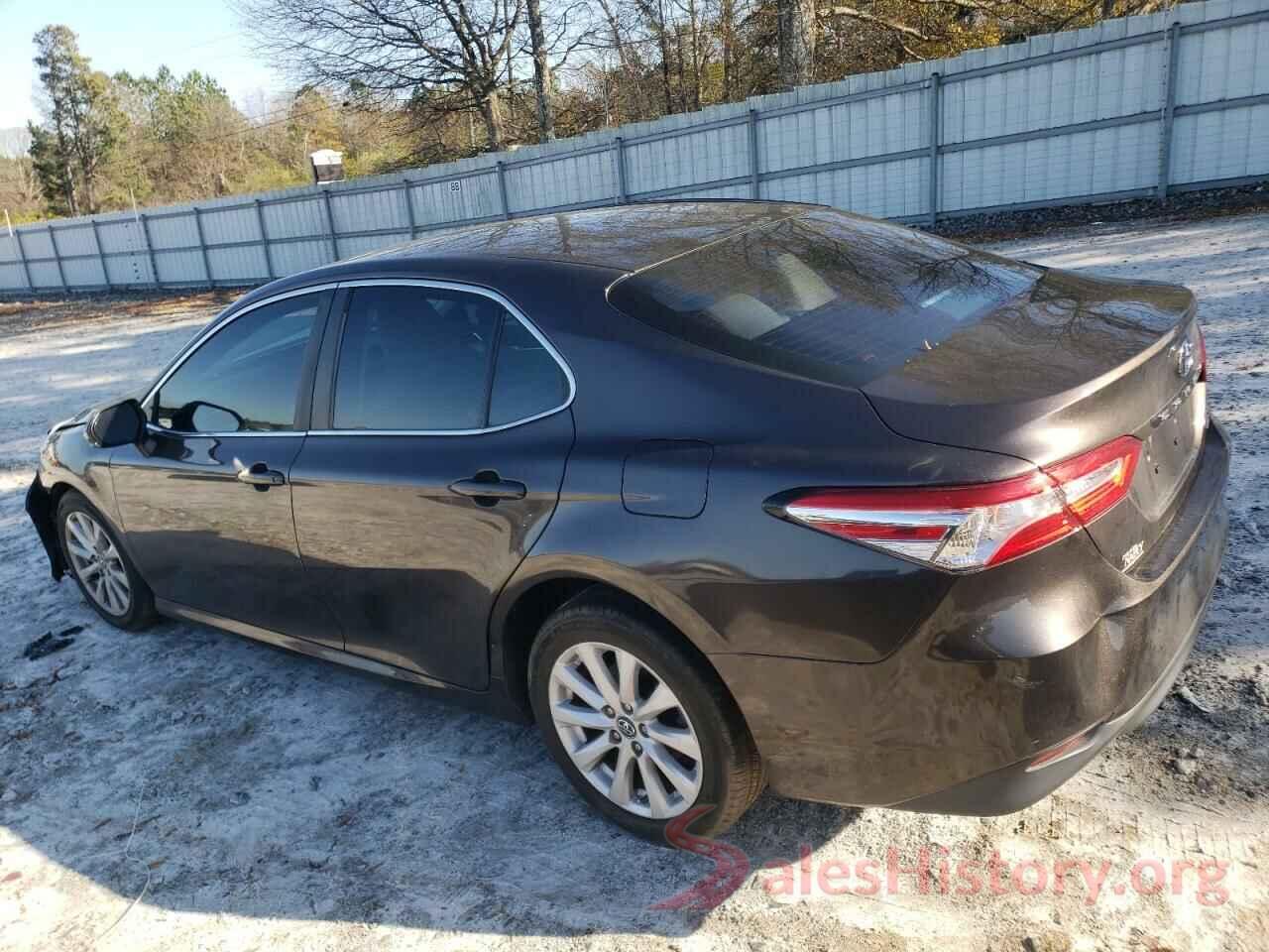 4T1B11HK9JU630834 2018 TOYOTA CAMRY