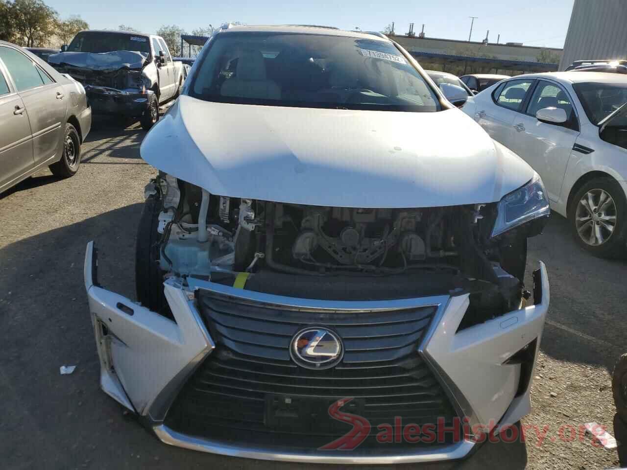 2T2BGMCA8KC030318 2019 LEXUS RX450