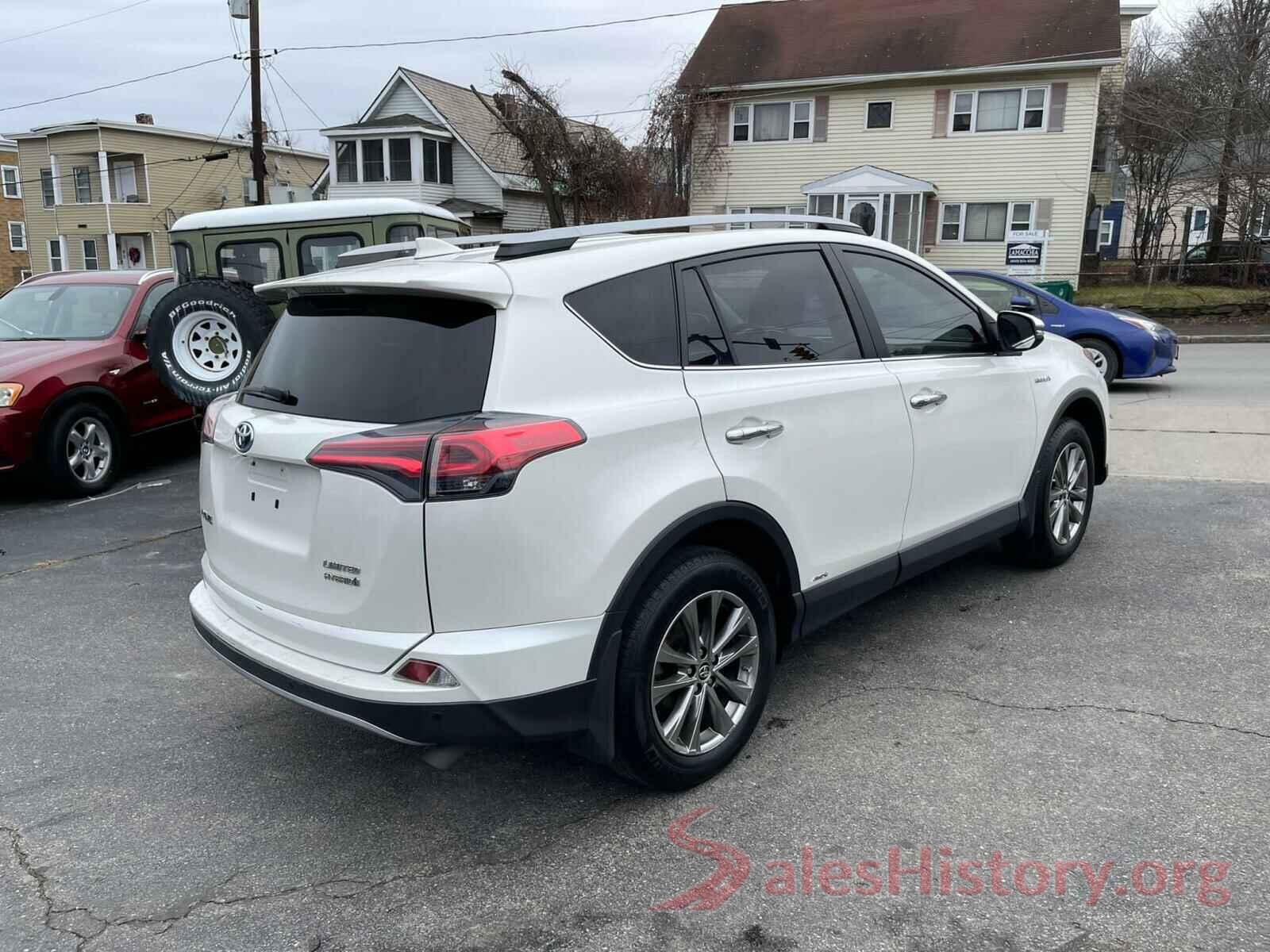 JTMDJREV1HD141705 2017 TOYOTA RAV4