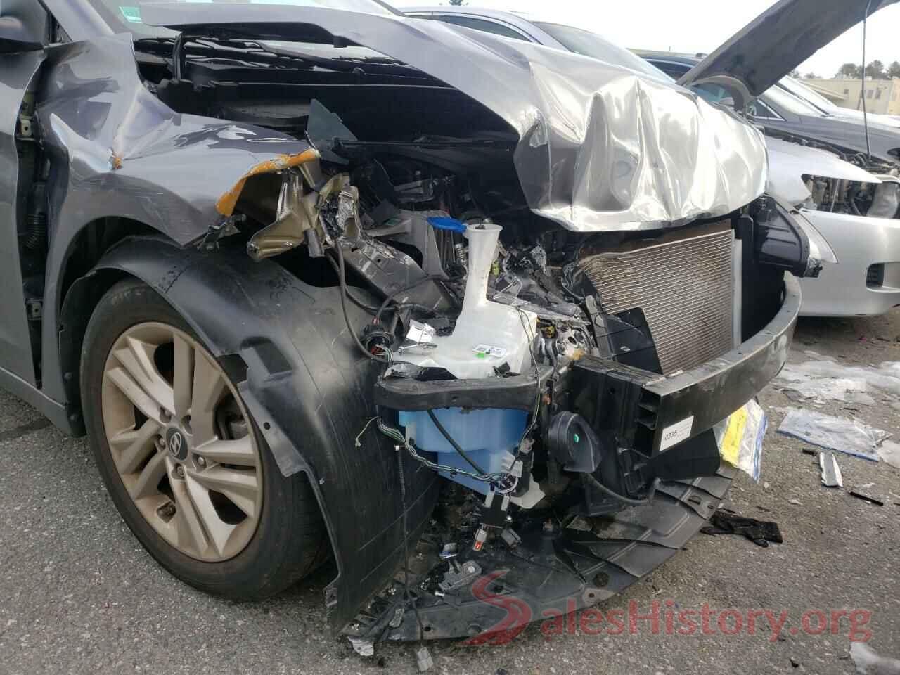 5NPD84LF2KH403467 2019 HYUNDAI ELANTRA