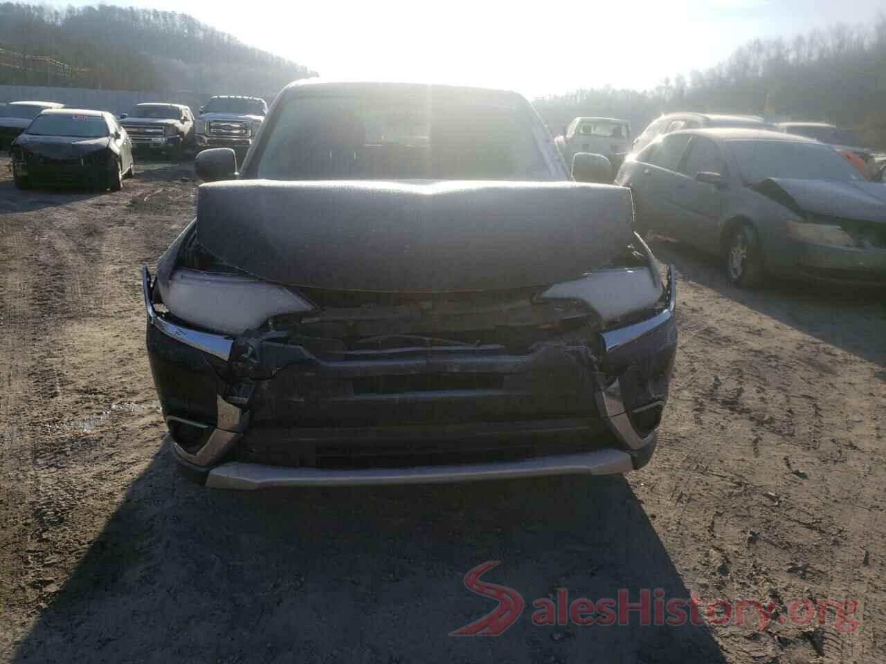 JA4AZ3A37JJ000104 2018 MITSUBISHI OUTLANDER