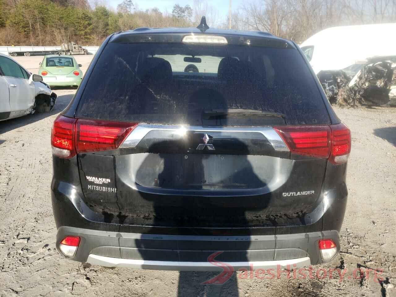 JA4AZ3A37JJ000104 2018 MITSUBISHI OUTLANDER