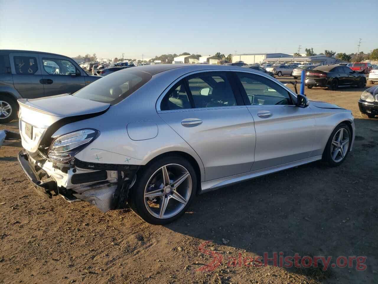 55SWF4JB3HU185057 2017 MERCEDES-BENZ C-CLASS