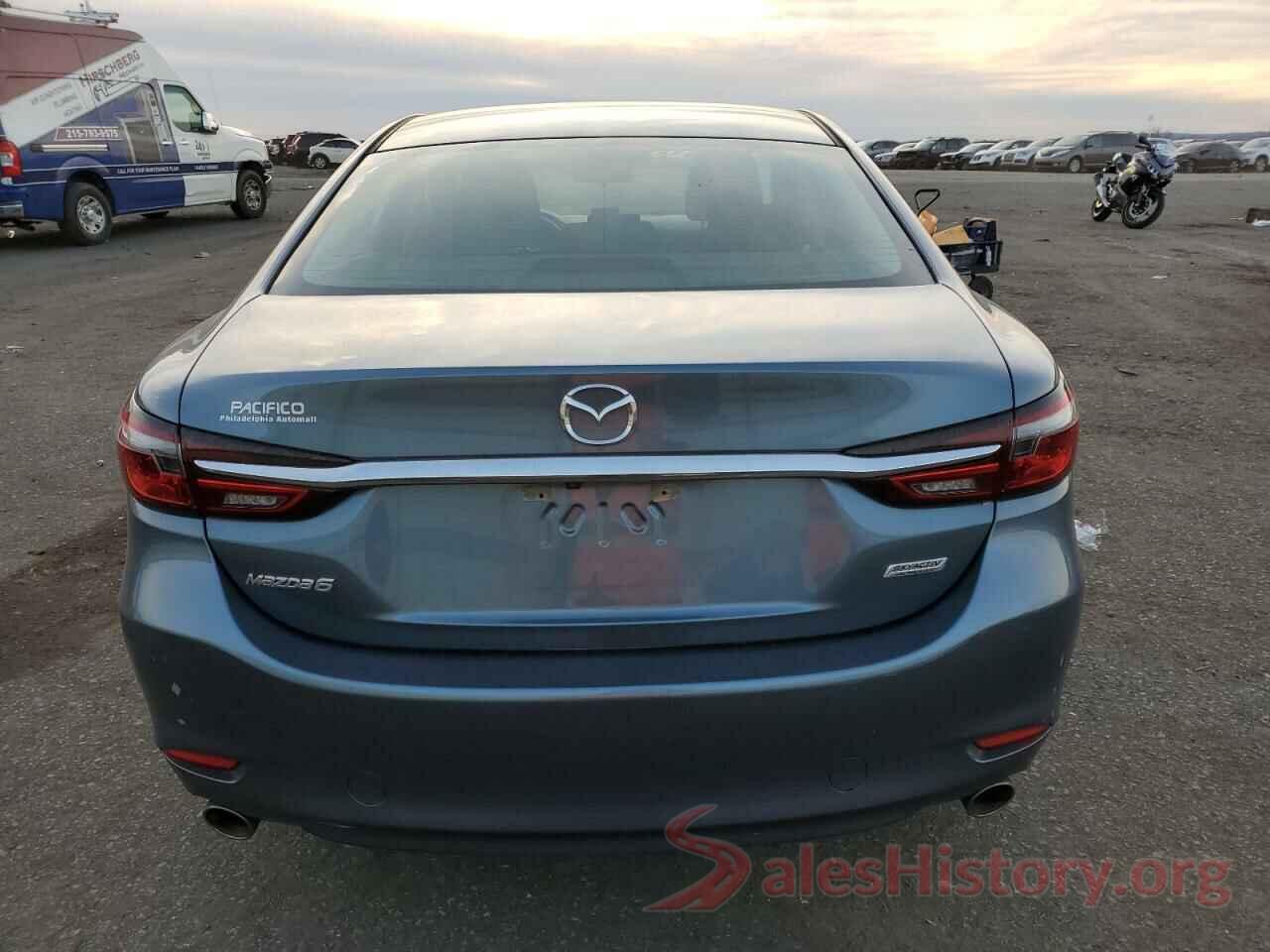 JM1GL1UM1J1329097 2018 MAZDA 6