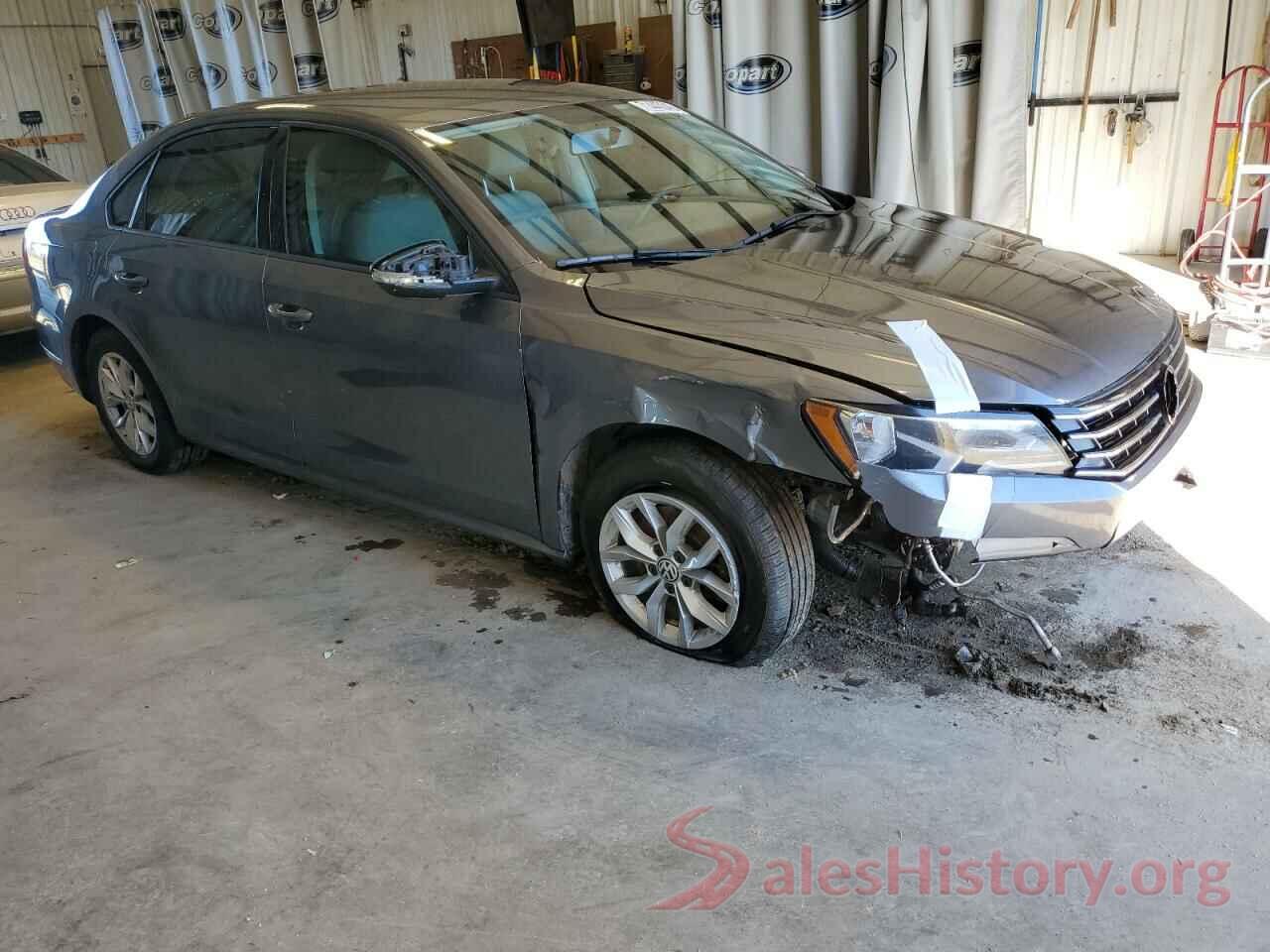 1VWAA7A37JC003445 2018 VOLKSWAGEN PASSAT