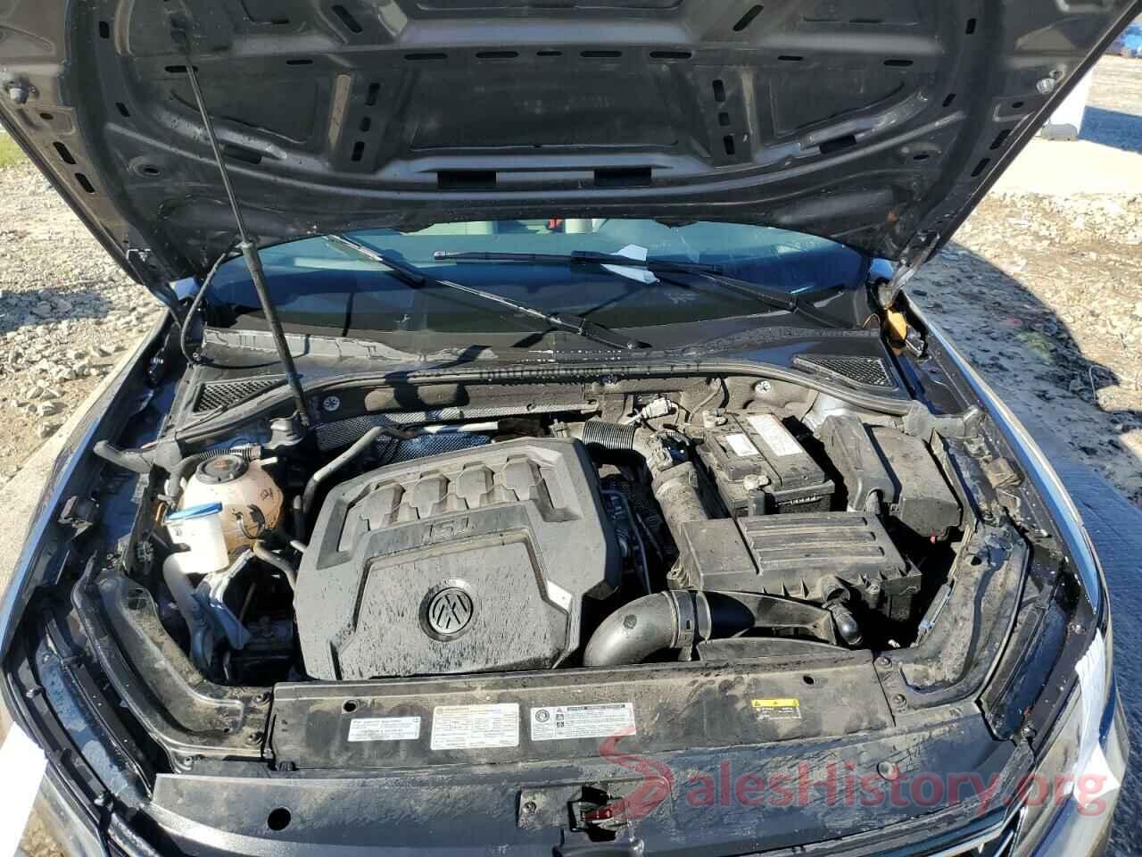 1VWAA7A37JC003445 2018 VOLKSWAGEN PASSAT