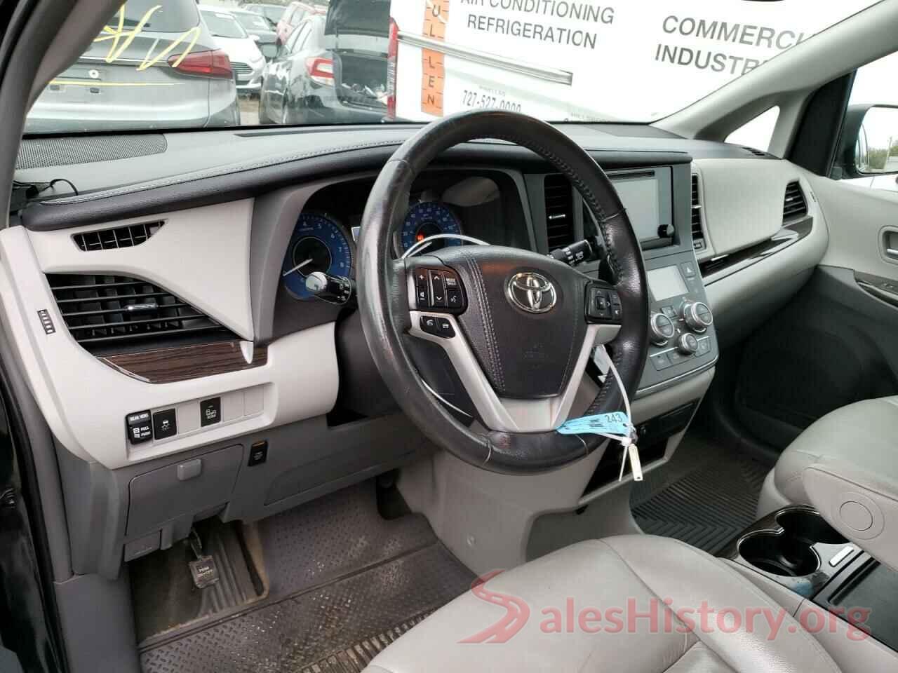 5TDYZ3DC1HS866006 2017 TOYOTA SIENNA