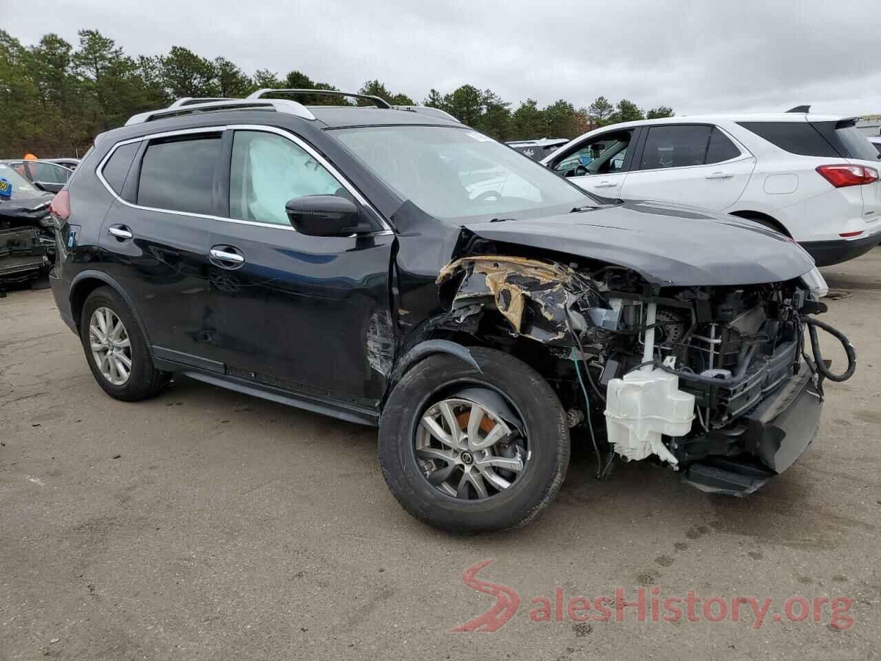 KNMAT2MV2JP616885 2018 NISSAN ROGUE