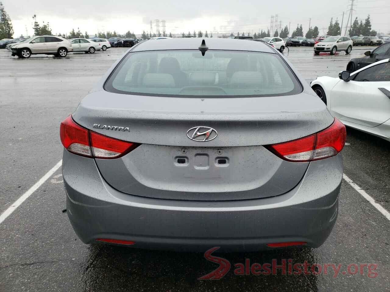 KMHDH4AE5DU926111 2013 HYUNDAI ELANTRA