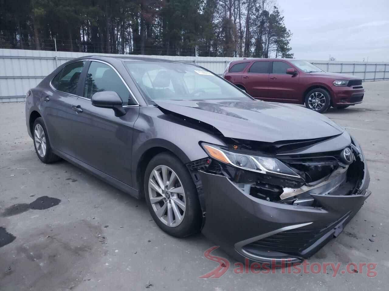 4T1C11AK6MU449208 2021 TOYOTA CAMRY