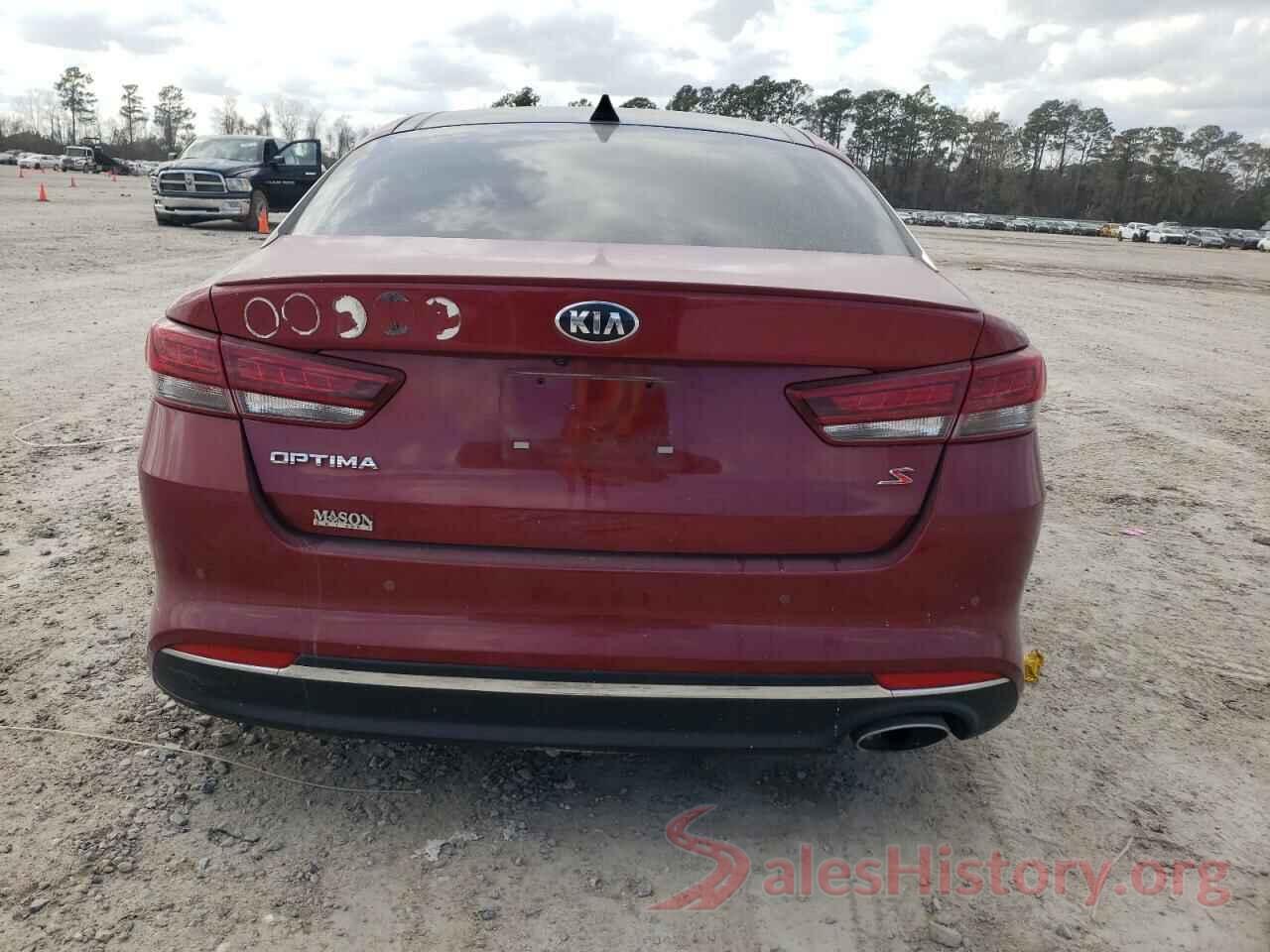 5XXGT4L33JG239268 2018 KIA OPTIMA