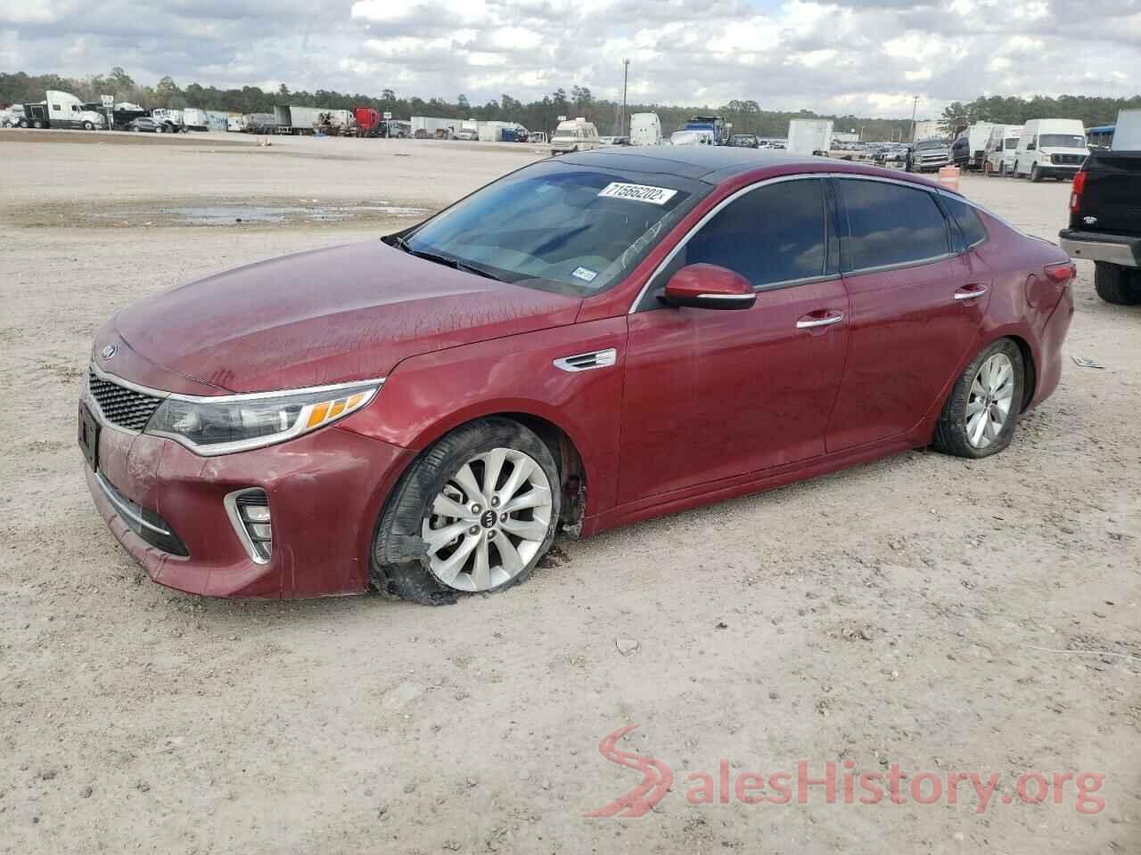 5XXGT4L33JG239268 2018 KIA OPTIMA