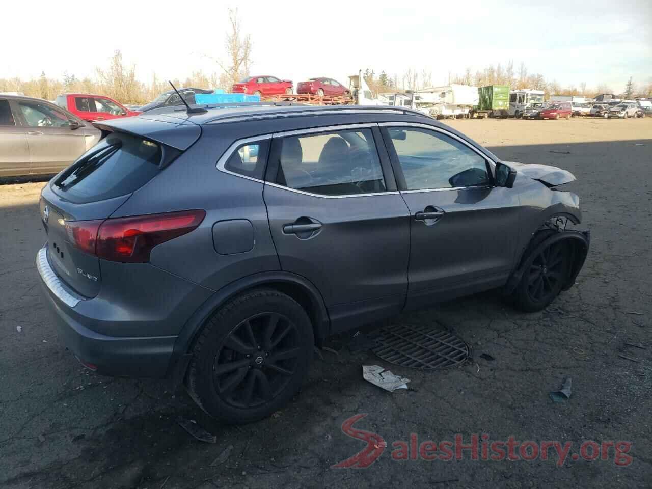 JN1BJ1CR3HW120859 2017 NISSAN ROGUE