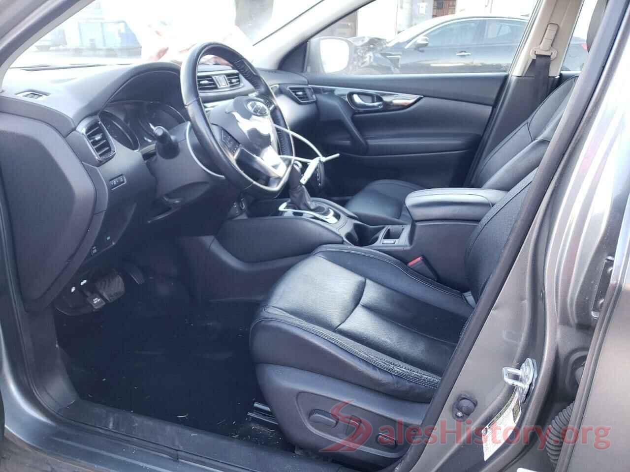 JN1BJ1CR3HW120859 2017 NISSAN ROGUE