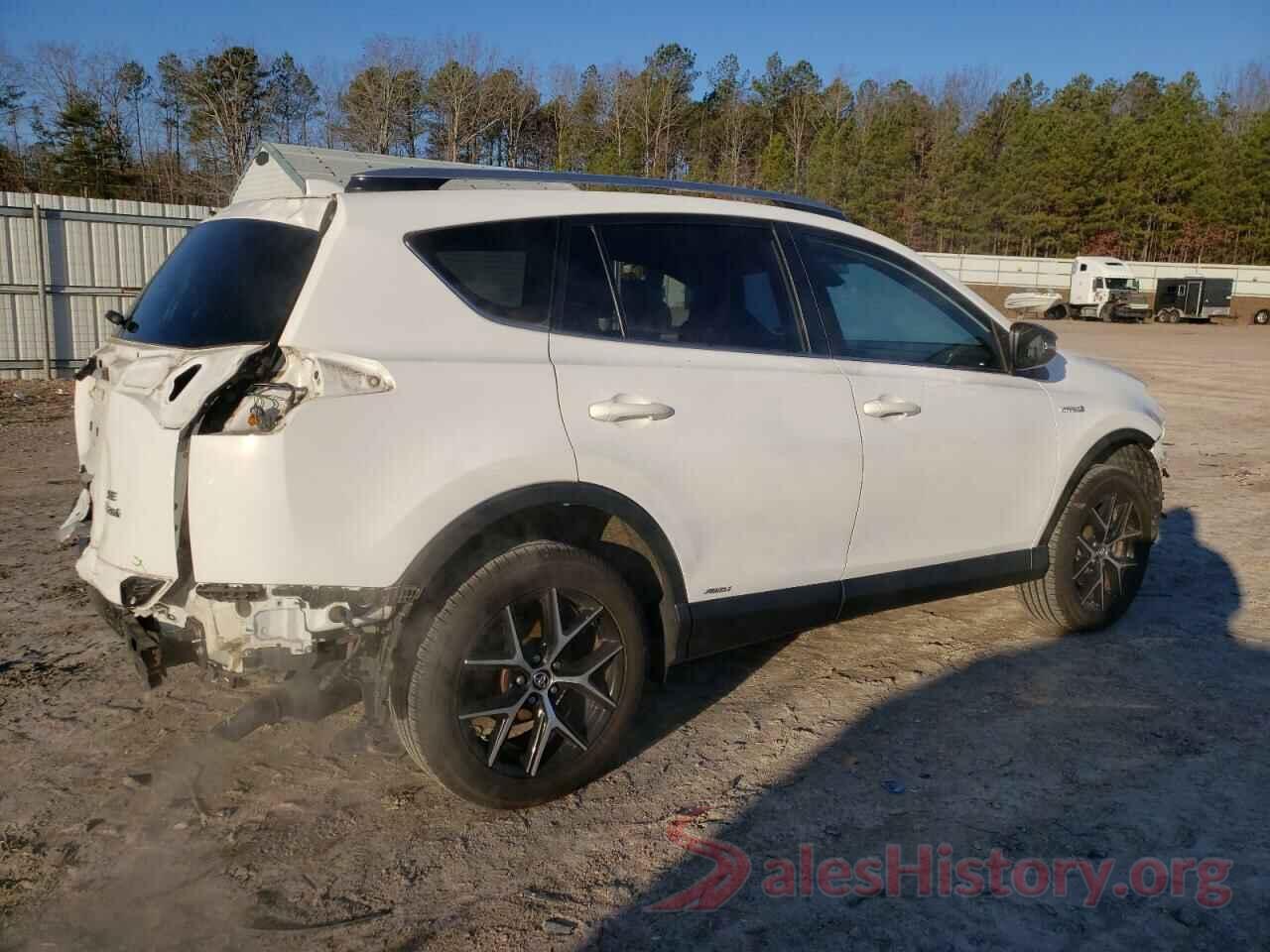 JTMJJREV3HD150036 2017 TOYOTA RAV4