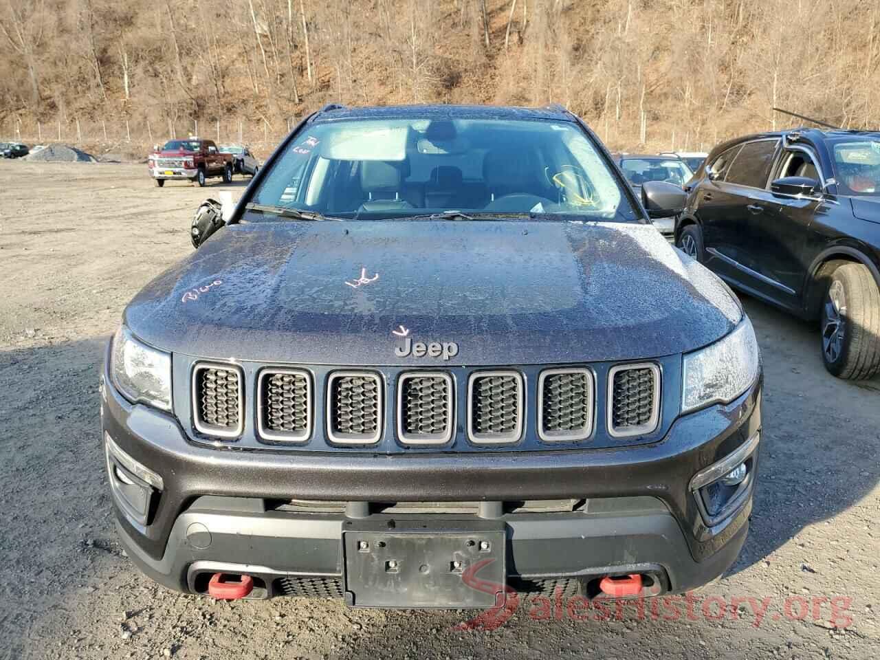 3C4NJDDB5KT836091 2019 JEEP COMPASS