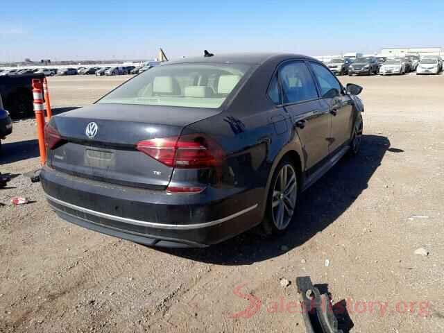 1VWAA7A33JC045417 2018 VOLKSWAGEN PASSAT