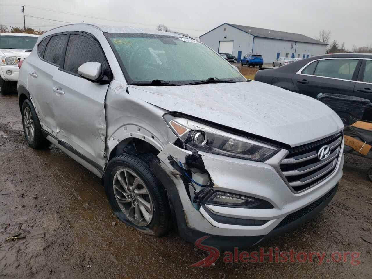 KM8J3CA4XHU585538 2017 HYUNDAI TUCSON