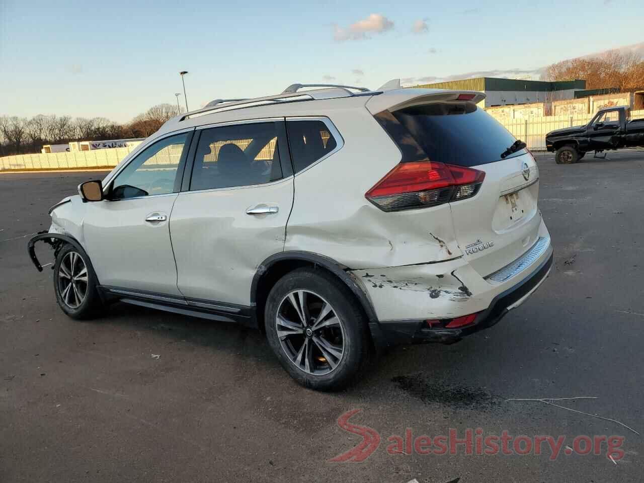 JN8AT2MV4HW262002 2017 NISSAN ROGUE